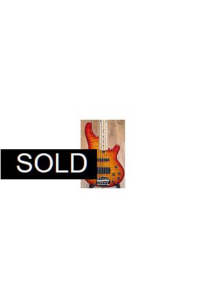 Lakland Skyline 5502 Cherry Lakland Skyline 5502 Cherry